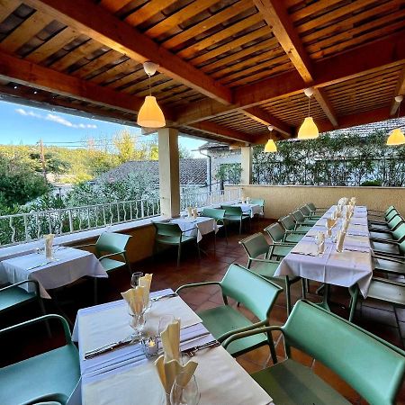 Hotel Berneron Vallon-Pont-d'Arc Bagian luar foto