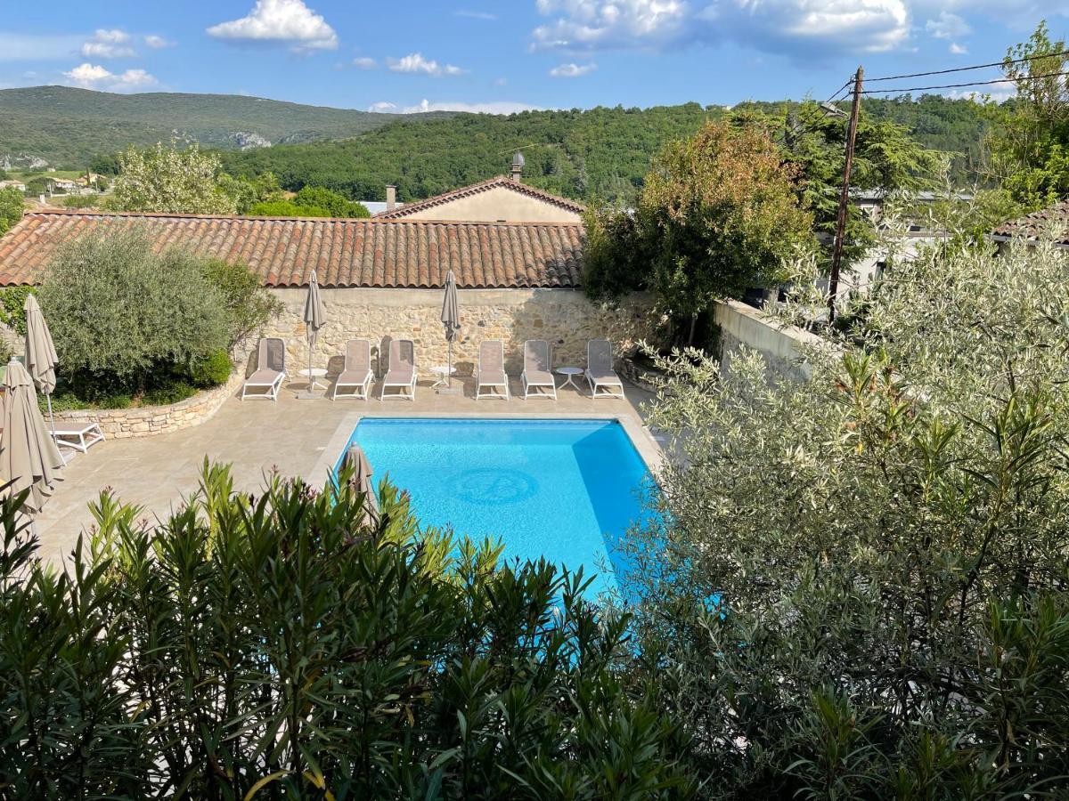 Hotel Berneron Vallon-Pont-d'Arc Bagian luar foto