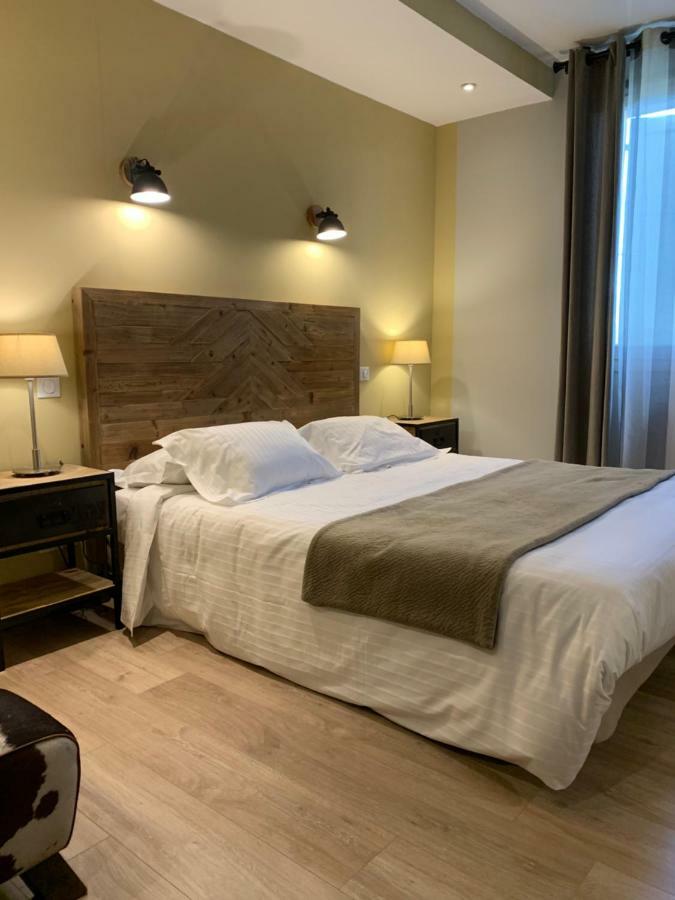 Hotel Berneron Vallon-Pont-d'Arc Bagian luar foto